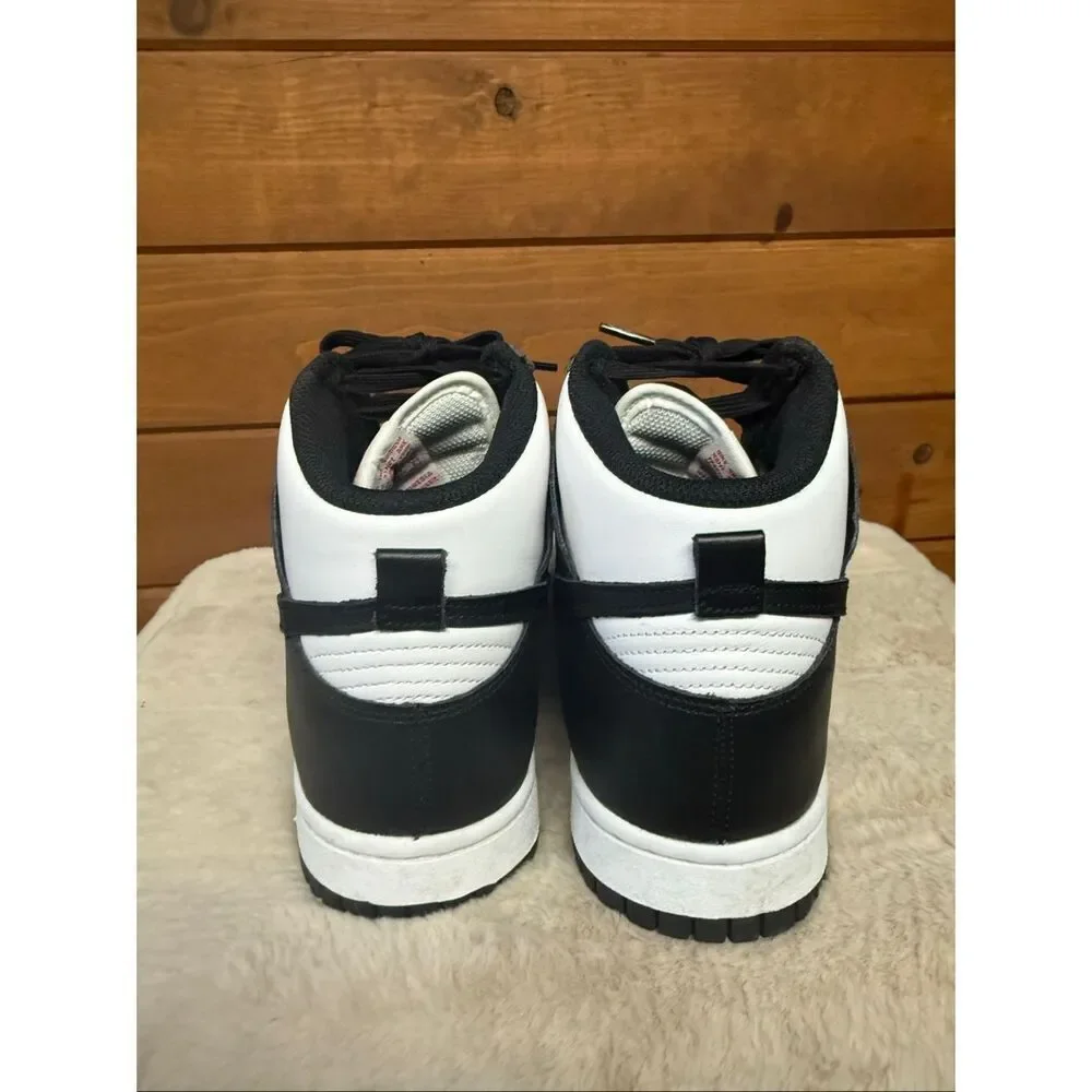 Nike Womans  Dunk High Retro sneakers black/ white 
